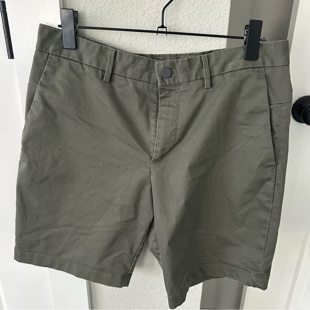 Banana Republic Sage Green Aiden Shorts